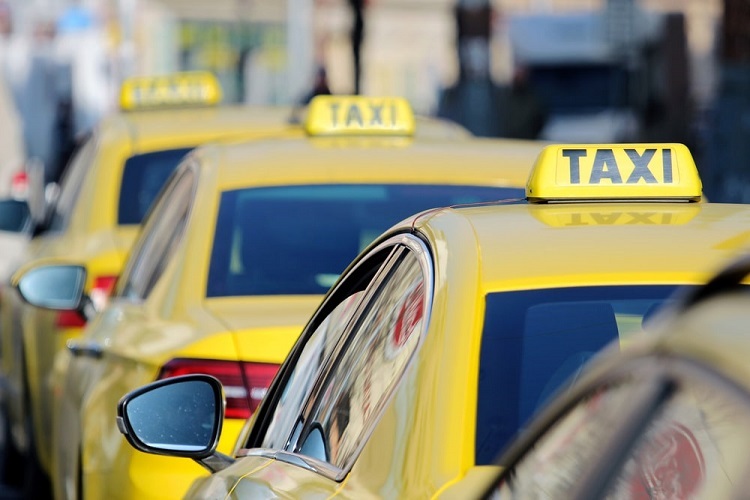 Things to consider before hiring professional Taxi service - Explore Your  Destination With US! Cabriworld.net